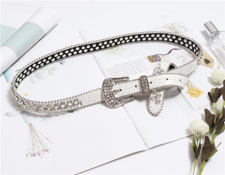 ceinture blanche cowgirl strass