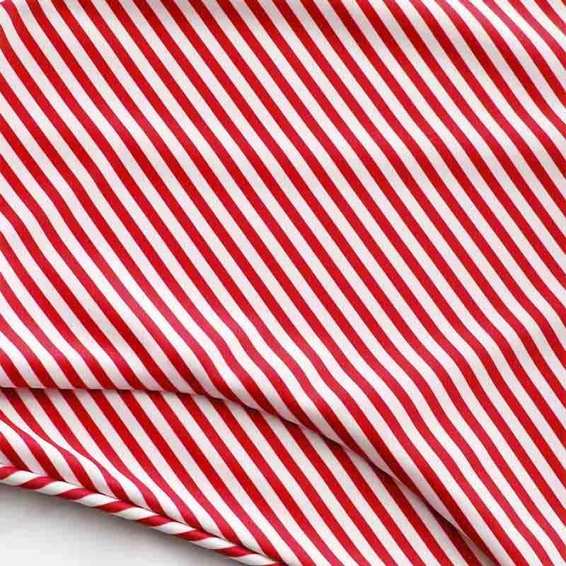 details tissu bandes rouges us